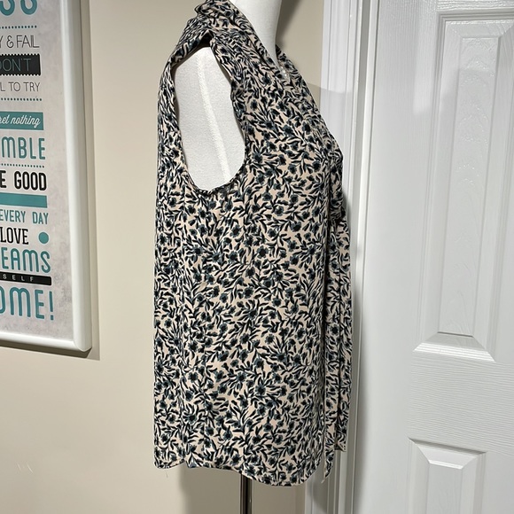 LOFT tan, gray and black sleeveless blouse with subtle details. - Picture 5 of 9